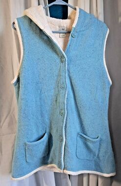 LL Bean Vest Womens Large Blue Sherpa Lined Lambswool Blend Button Hoodie
